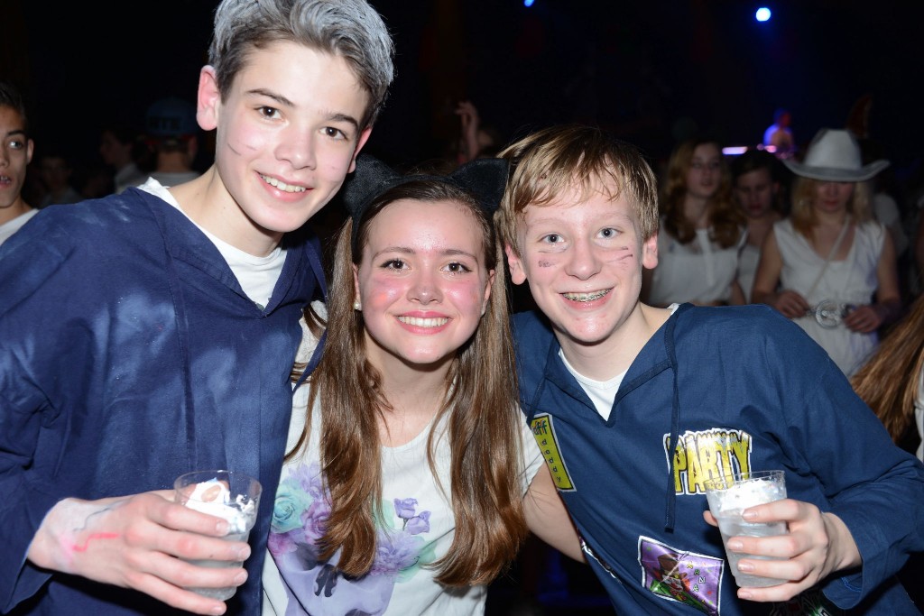 ../Images/Jeugddisco White Edition 416.jpg